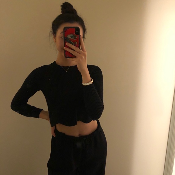 Aritzia Wilfred Sweater - Picture 3 of 5